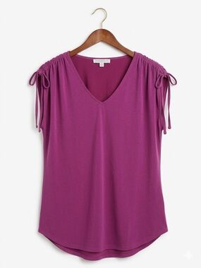 Green Envelope NWOT Cottony Stretchy Ruched Short Sleeve V-Neck Top in Magenta